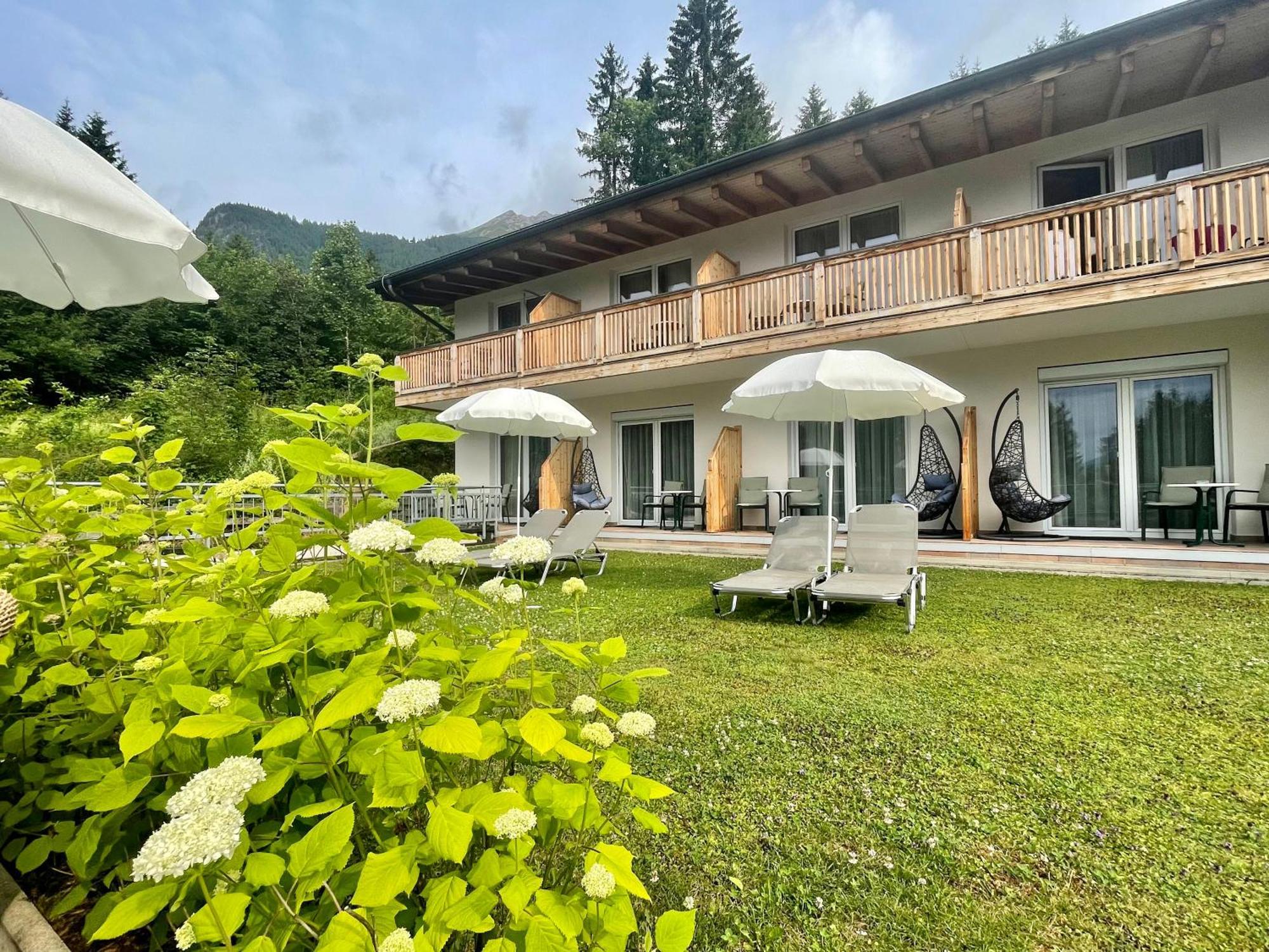 Sweet Cherry - Boutique & Guesthouse Tyrol Innsbruck Exterior photo